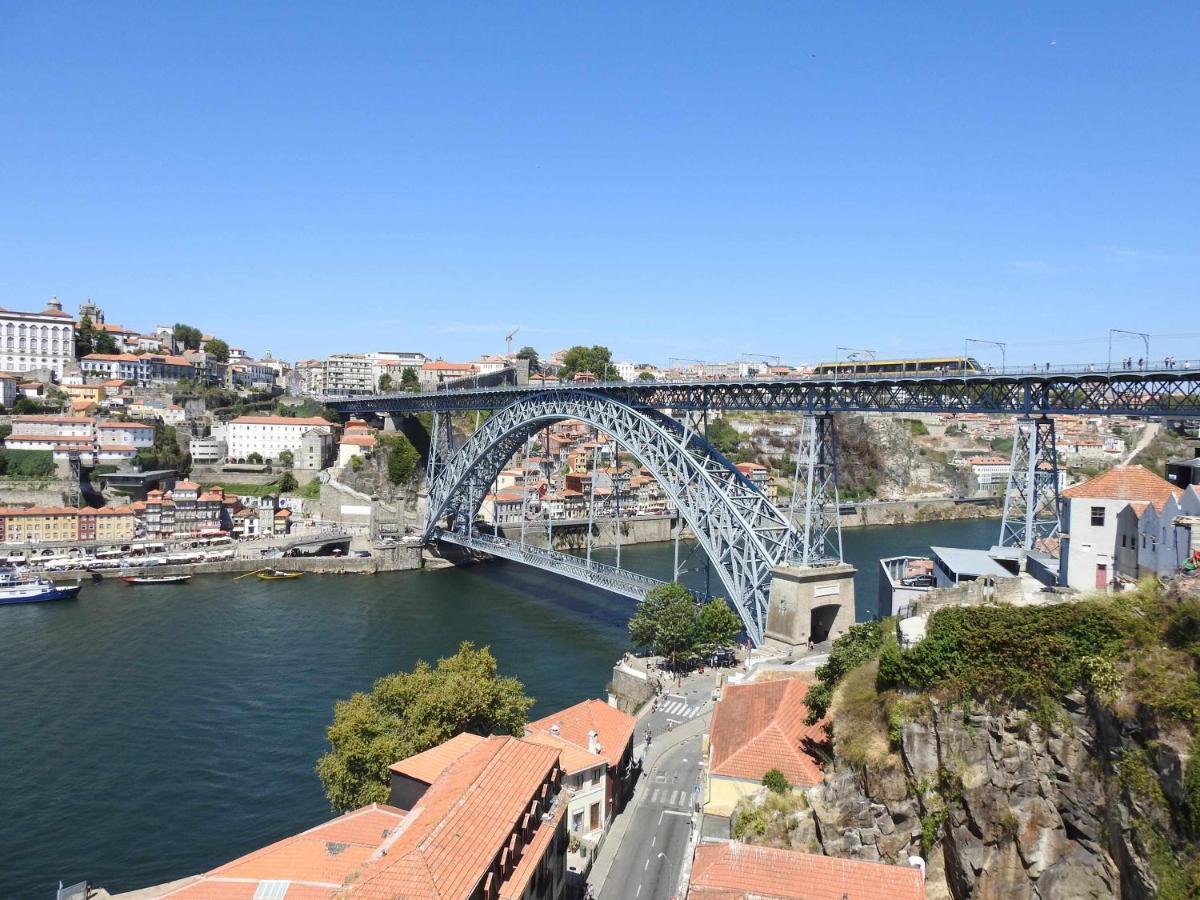 Oporto Delight 1 Luxury Apartment In Historic Center With Balcony Max 4 P Eksteriør billede