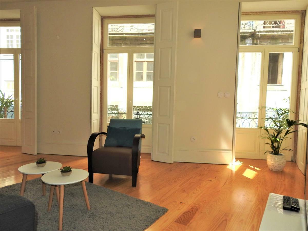 Oporto Delight 1 Luxury Apartment In Historic Center With Balcony Max 4 P Eksteriør billede